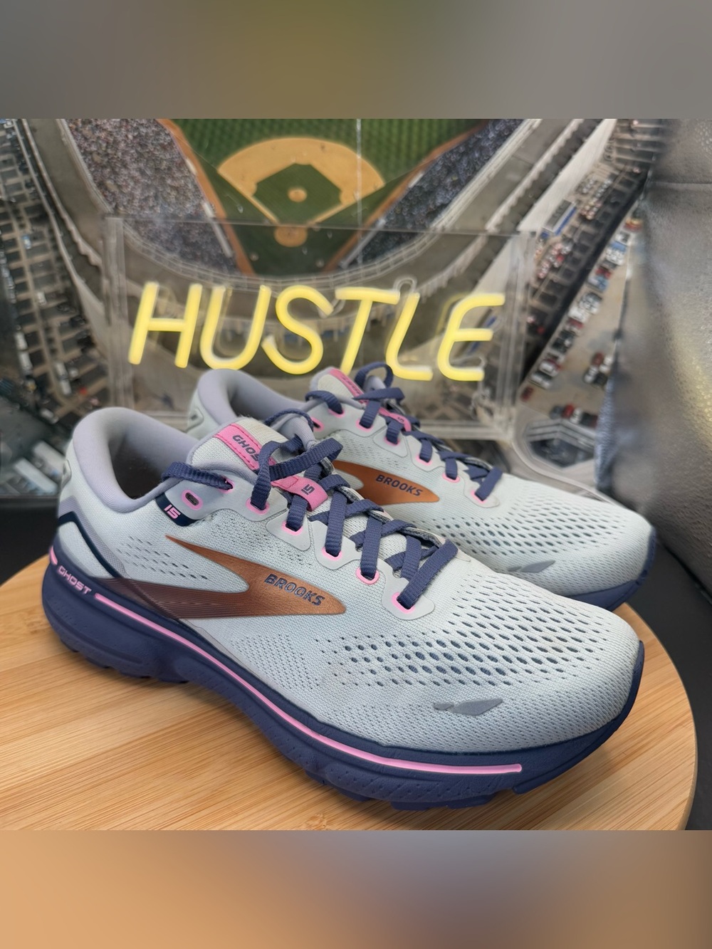 Brooks Women's Ghost 15 Spa Blue/Neo Pink Size 8 (B) Medium